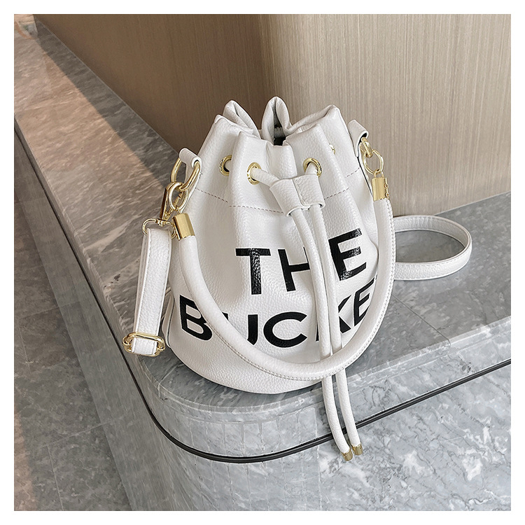 Stylish Bucket Bag Image 6