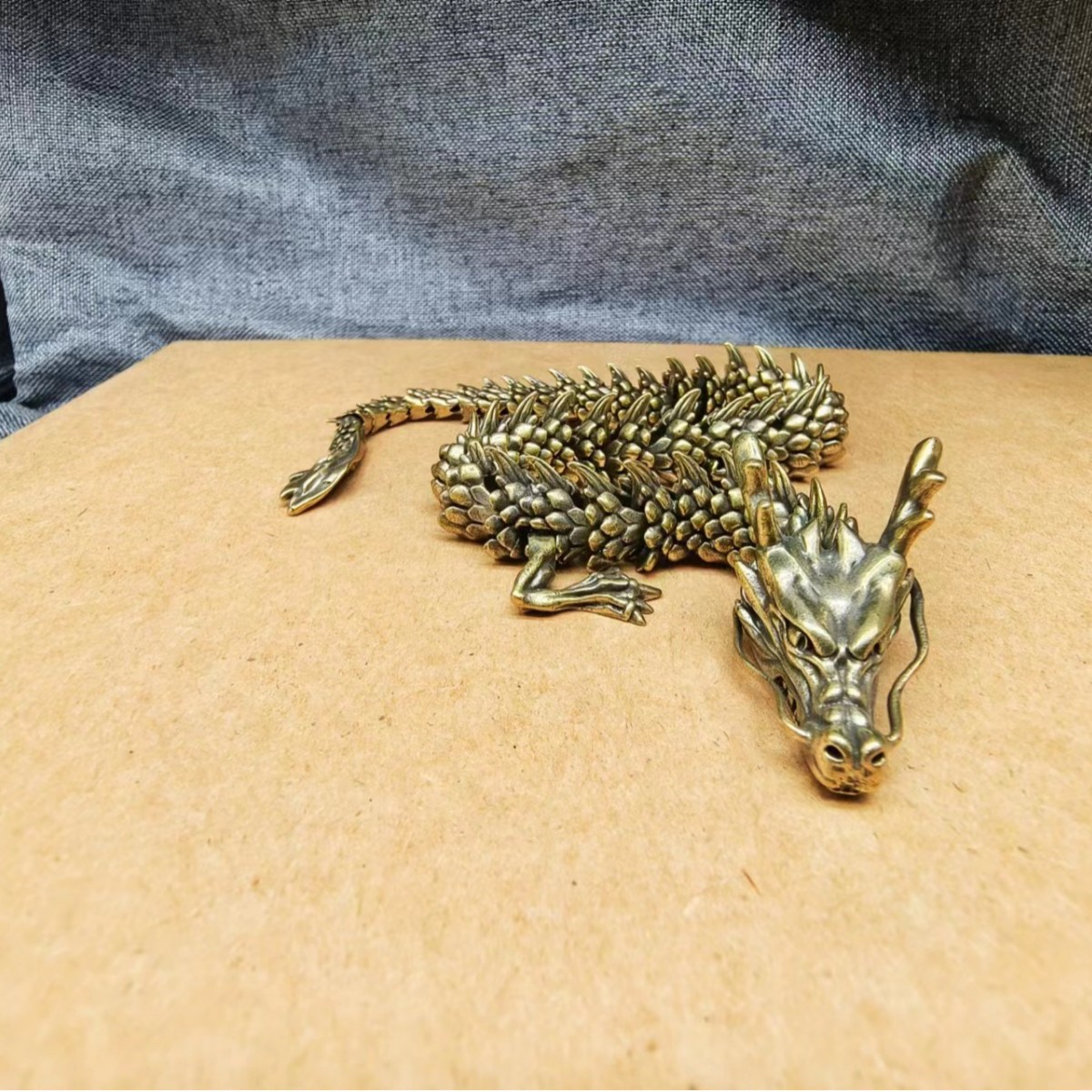 Dragón de oro de latón móvil dragón chino dragón de plata 3D dragón decoración antigua Zodiaco cobre dragón artesanía colección regalo