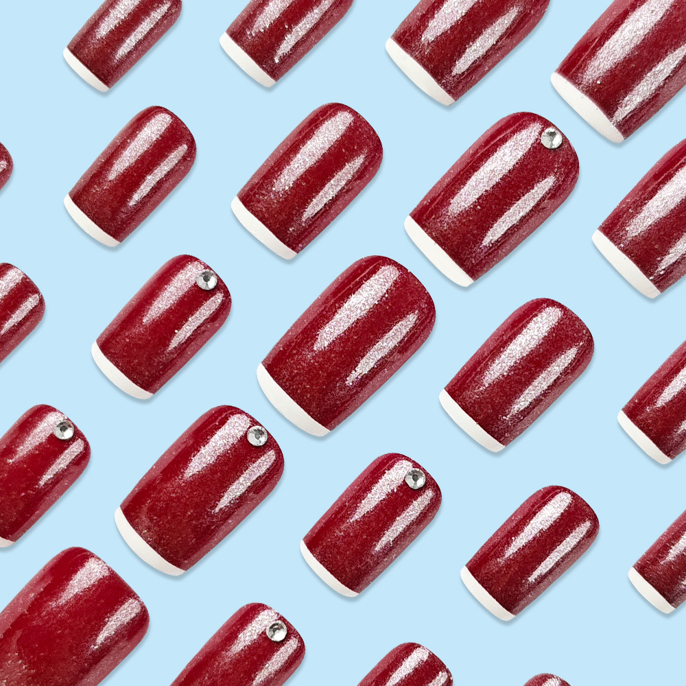 24 piezas de color de fondo rojo vino, uñas de moda, adornos de un solo diamante, uñas francesas, uñas de venta caliente transfronterizas