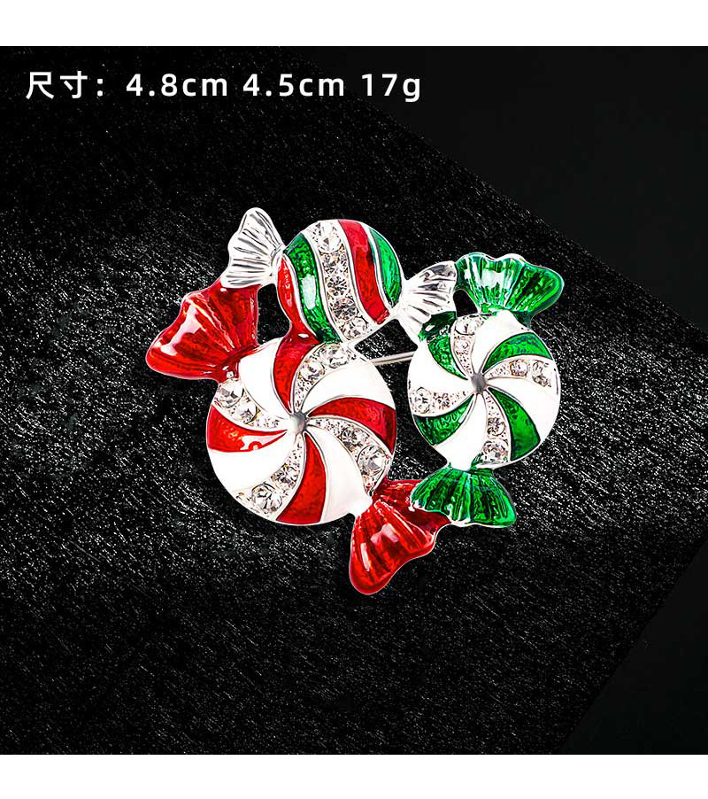 Christmas-Themed Joy Letter Brooch with Enamel Design, a Niche High-End Accessory That Pairs Well with Suits and Coats