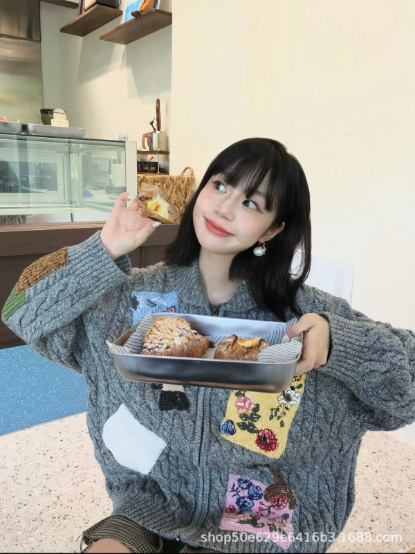 25秋冬新款复古艺术贴布熊翻领针织开衫女宽松毛衣上衣女|undefined
