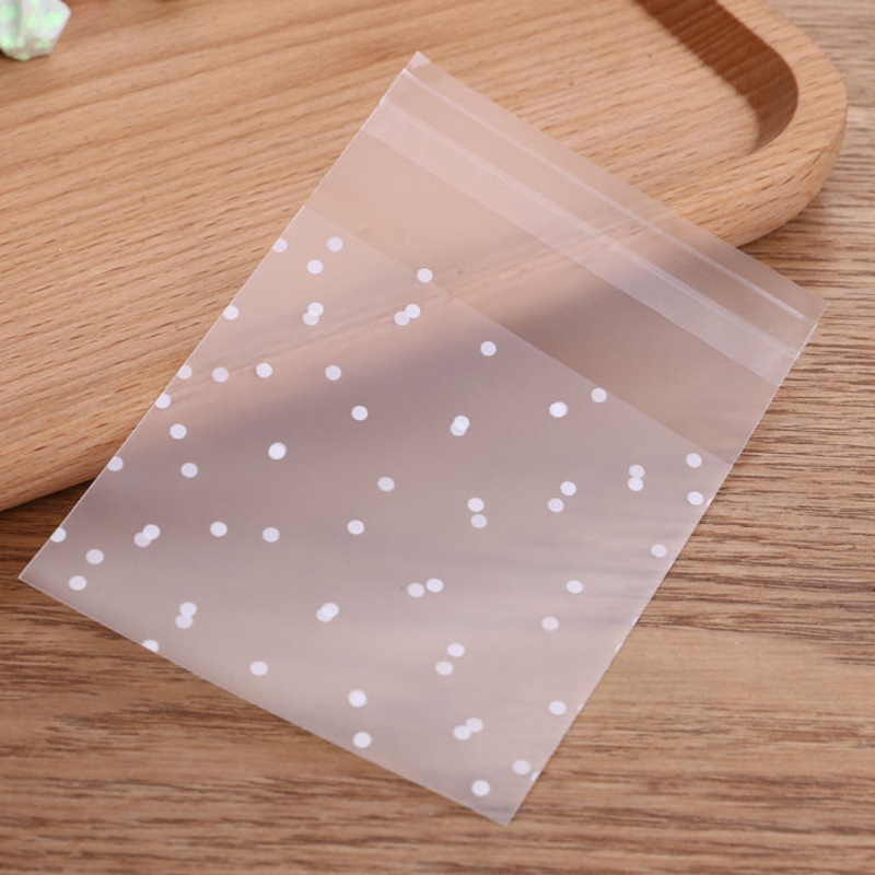 Round Dots, Cherry Blossom Pattern 100 PCS/Package Plastic Basic Simple Style Daily Round Dots Cherry Blossom Jewelry Packaging Bags