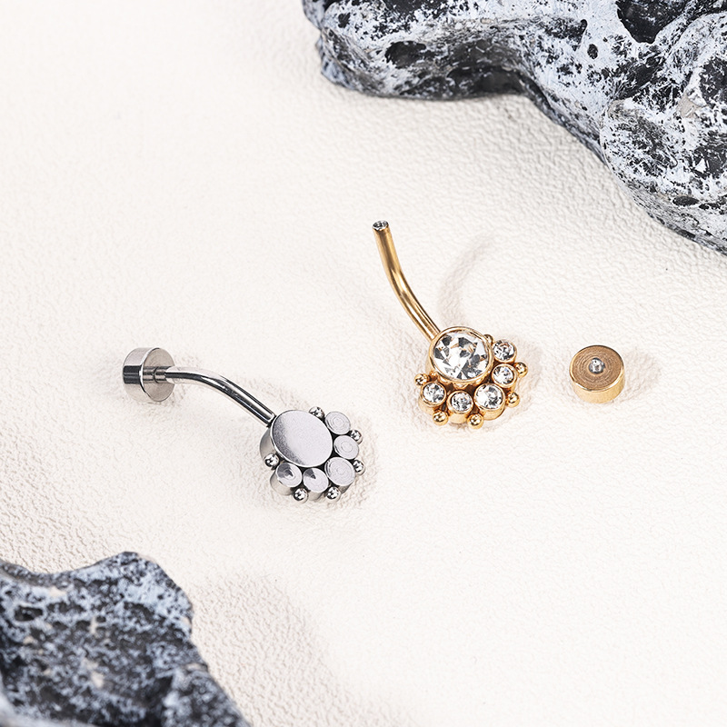 Pointed titanium steel lip stud product view
