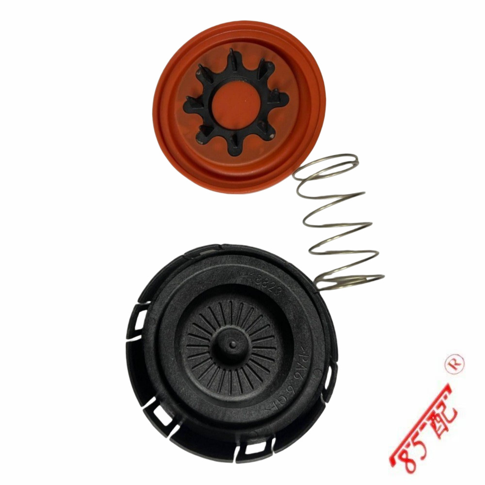 Valve cover valve cover LR051835 LR010780 LR041443 LR133579 applicable to Land Rover Range Rover