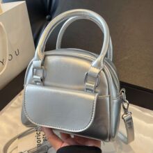 �͹ŕr�а���Ů�¿�2025�߼����ļ�����С����С���OӋ�μ�б���