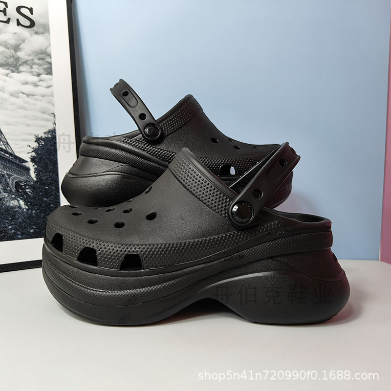 Cro Whale Hole Shoes with Thick Soles, Height Increase of 7cm, Dad Shoes, Cloud-Like, Non-Slip, Wear-Resistant, Closed-Toe Beach Sandals Wholesale