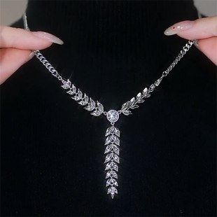Titanium Steel Non-Fading Spike Heart Necklace Women's Popular Fashion Versatile Design Wheat Spike Tassel Sweater Chain Autumn and Winter Pendant