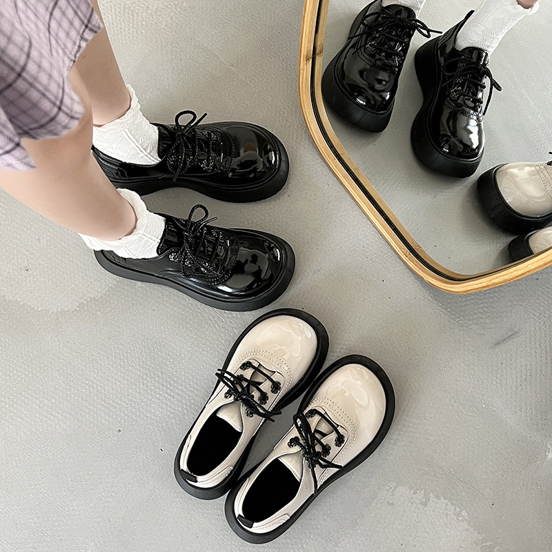 Summer shoes English style