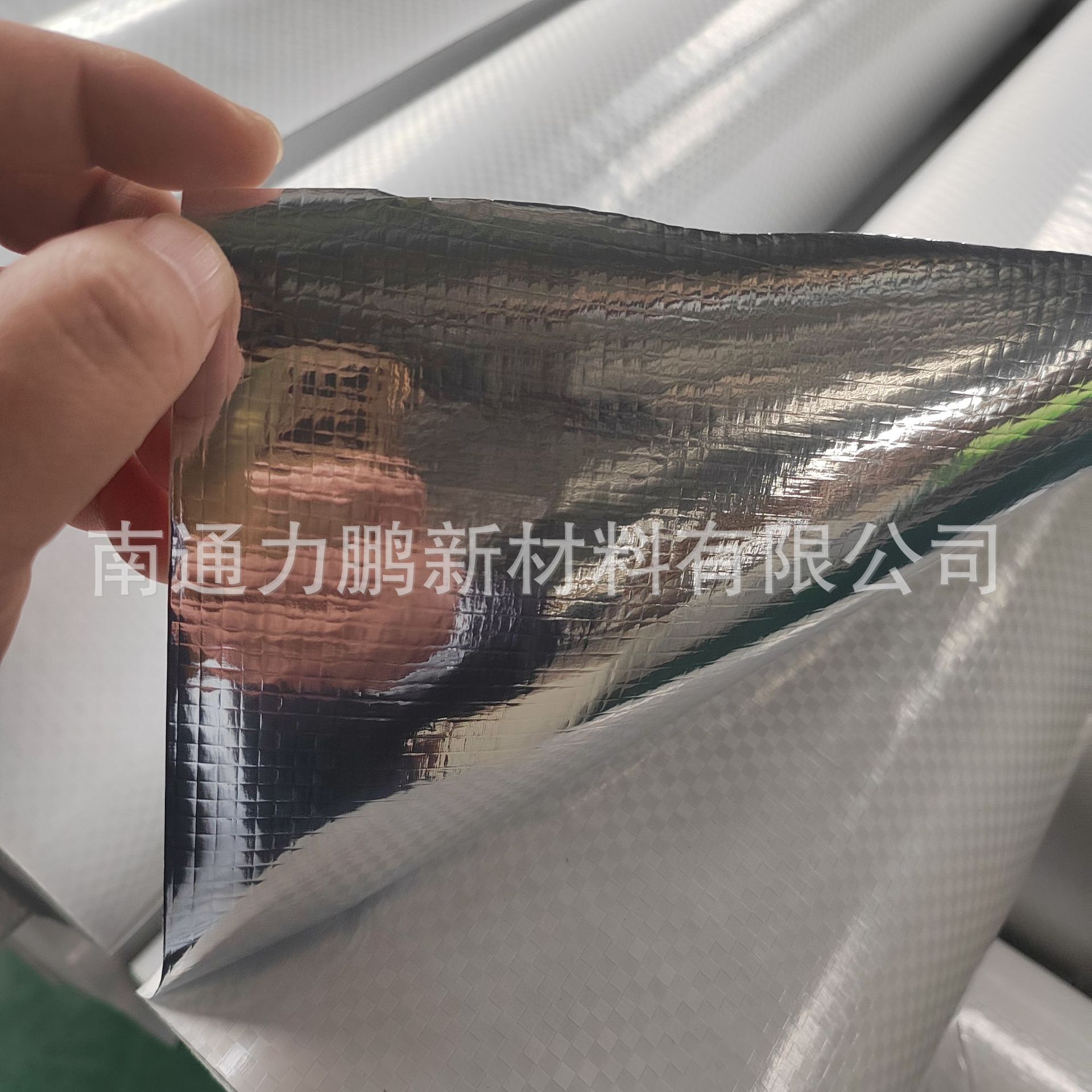 湖北坡屋面铝箔复合隔热防水垫层满铺 拔热金属隔热箔反射隔热膜