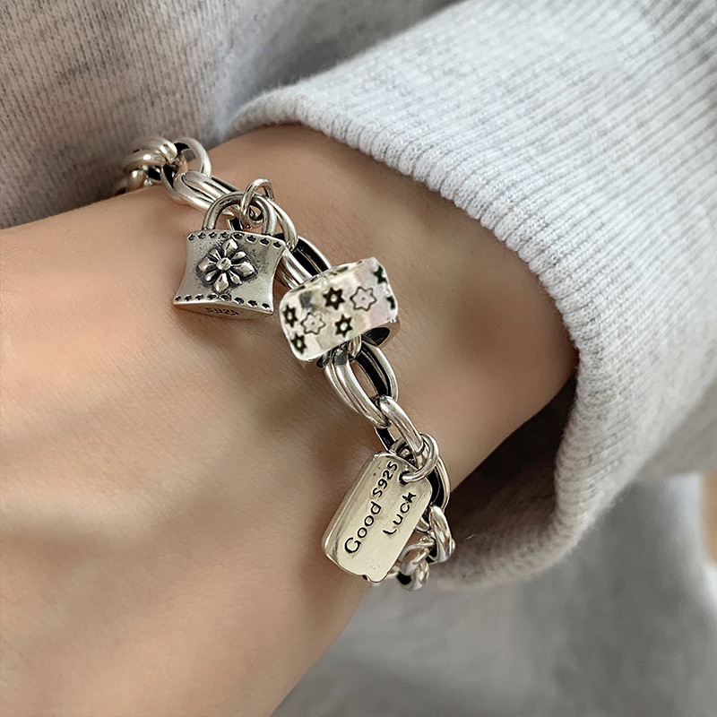 Vintage Old Flower Ring Bracelet Women's Ins Niche Design Cold Style Good Luck Hanging Couple Bracelet