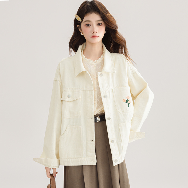 Fresh and Sweet Embroidered Denim Coat Women's 2025 Spring and Summer New Design Sense Small Tooling Jacket Top