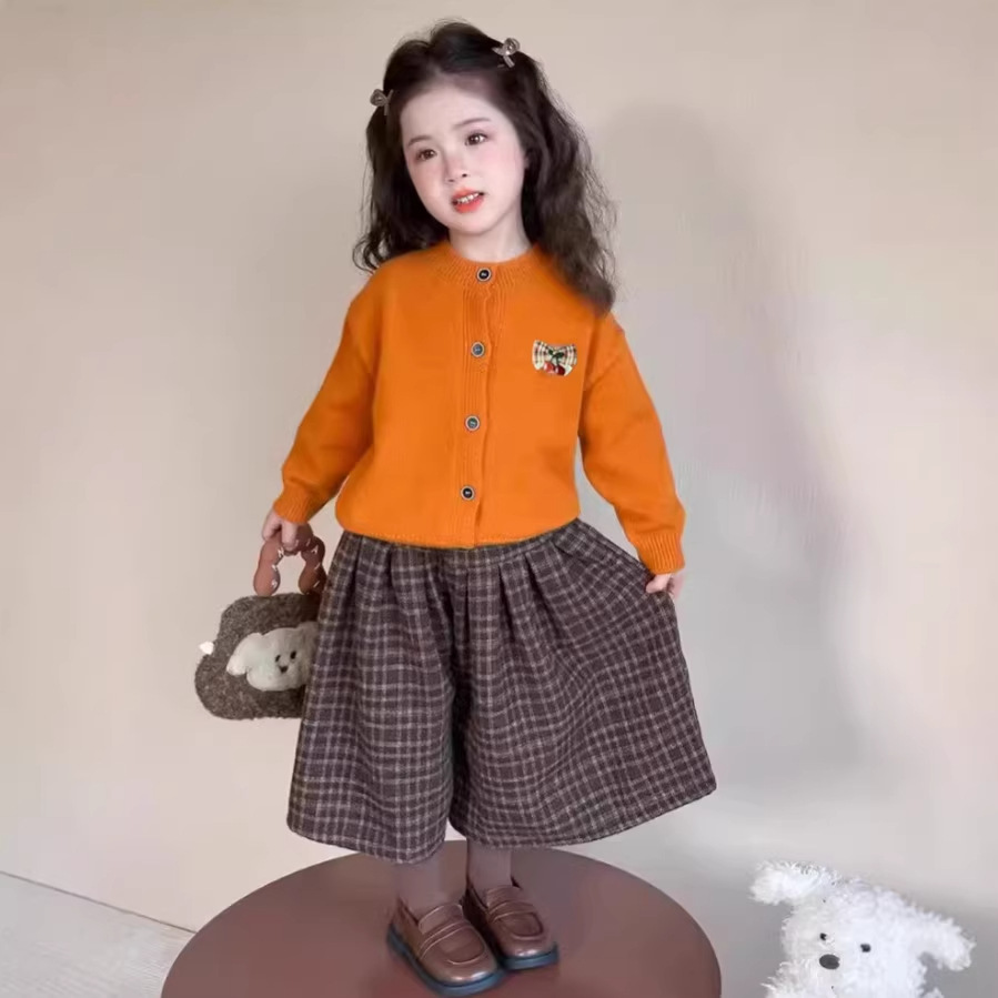 女童开衫毛衣2026春秋新款加厚针织衫宝宝洋气时髦南瓜色上衣外套
