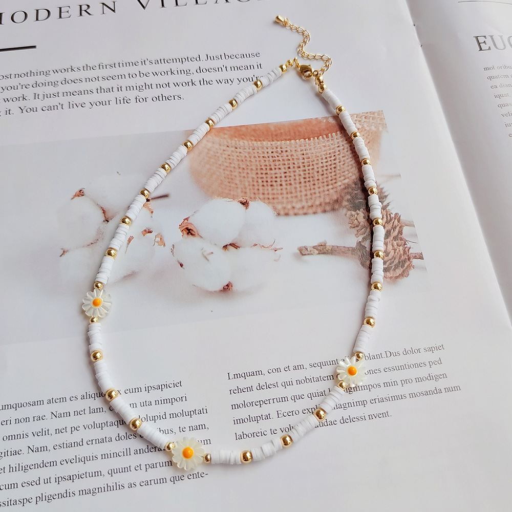 12g Weight Pendant Necklace Classification 1 Piece Quantity Daily Occasion Natural Freshwater Pearl, soft clay Material Heart Shape Pattern Women'S Gender Beaded Design Fashion Style Fashion Heart Shape Natural Freshwater Pearl Soft Clay Beaded Women's Pendant Necklace 5