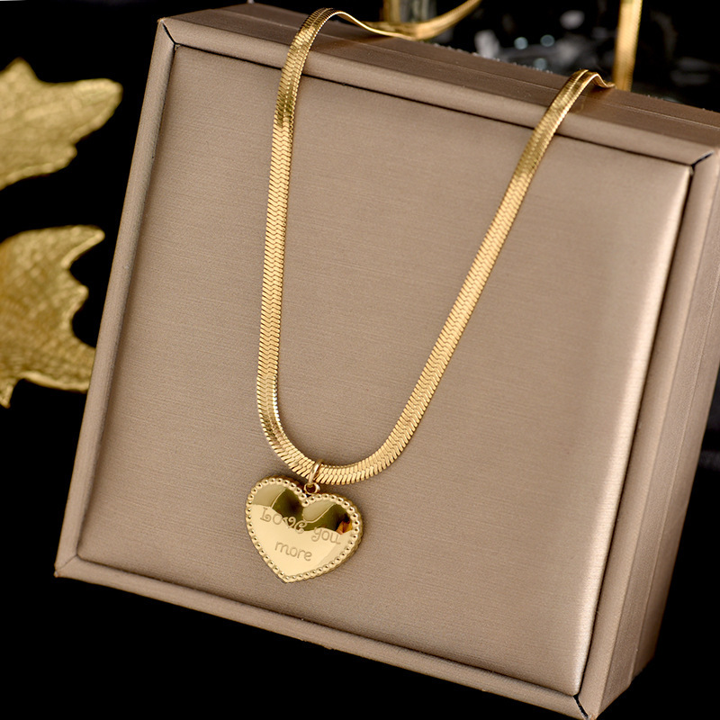 Elegant Fashion Heart Shape Titanium Steel Plating Necklace display picture 4
