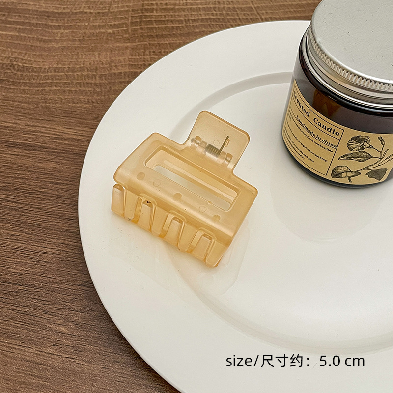 Milk Brown horquilla grande hacia atrás cabeza clip de pelo tocado de las mujeres principios de primavera de alto grado updo tiburón horquilla