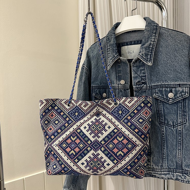 Bolsa nacional de gran capacidad 2023 bolsas de lona rojas red bolsas de brazo bolsas de hombro de mujer al por mayor