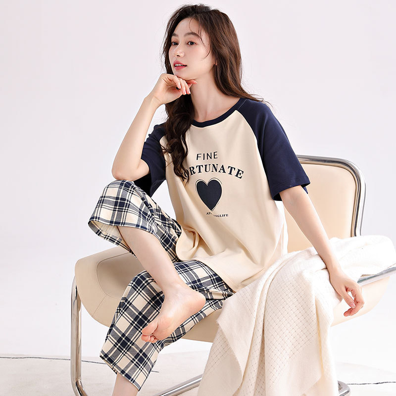 2025 New Pure Cotton Pajamas for Women, Summer Sweet and Loose Thin Style, Round Neck Short-Sleeve, Three-Quarter Pants Home Wear Set