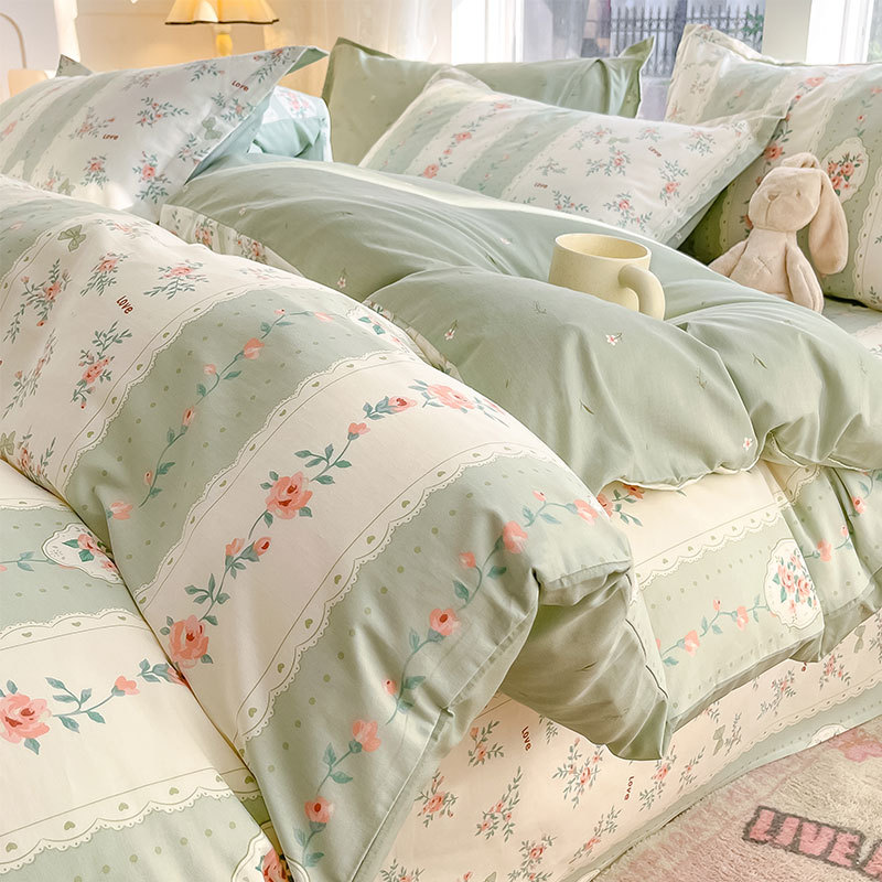 Conjunto de algodón de cuatro piezas de algodón 2025 nueva ropa de cama fresca funda de edredón floral sábana dormitorio juego de tres piezas