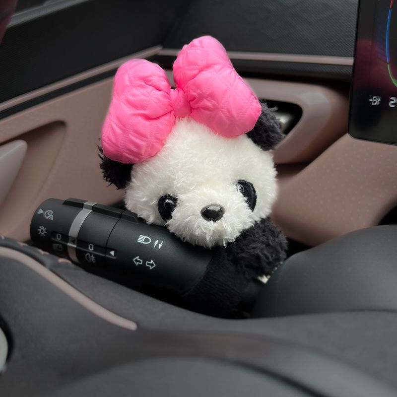 Decoraciones de automóviles para interiores de automóviles para muñecas panda 2025 nuevas luces de dirección limpiaparabrisas muñecas