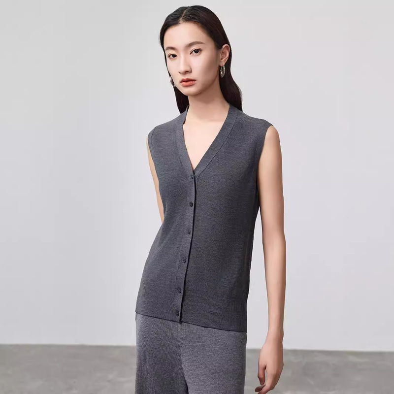 Wool Knitted Vest for Women, Urban Style V-Neck Sleeveless Top, Elegant Workwear Cardigan Vest, Loose-Fitting T-Shirt