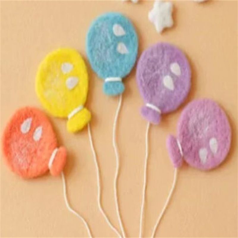 无纺布气球装饰品羊毛毡氢气球羊毛毡儿童玩具毛毡玩具羊毛毡装饰