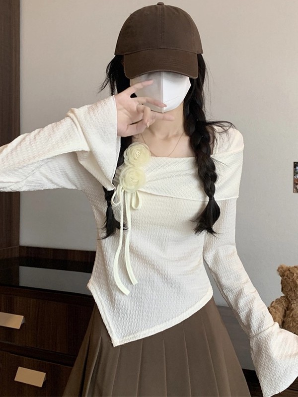 新款设计感一字肩喇叭袖T恤女秋季不规则独特漂亮减龄款上衣ins潮|undefined