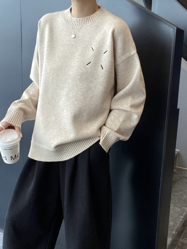 跨境2025年新款绣花毛衣慵懒风宽松版简约百搭高级感外穿女装打底|undefined