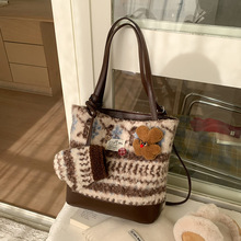 �����M���uëë������ͨ���p���2026�¿�󱳰��μ�б������ذ�