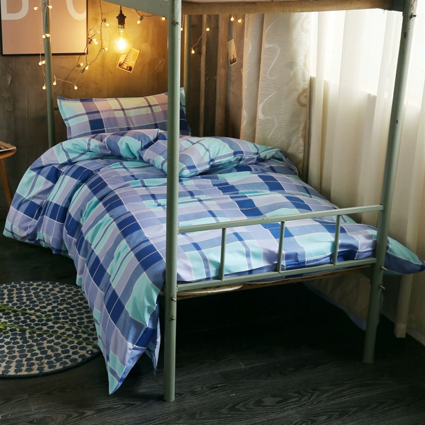 Classic blue and green lattice
