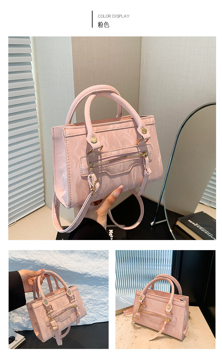 A retro, individualistic, casual single-shoulder crossbody bag for the autumn of 2024, featuring a fashionable, simple and elegant style, and a small square handbag for commuting undefined
