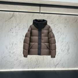 中转仓爆款现货原标鹅绒版本区别市场通货M家黑武士羽绒服情侣款