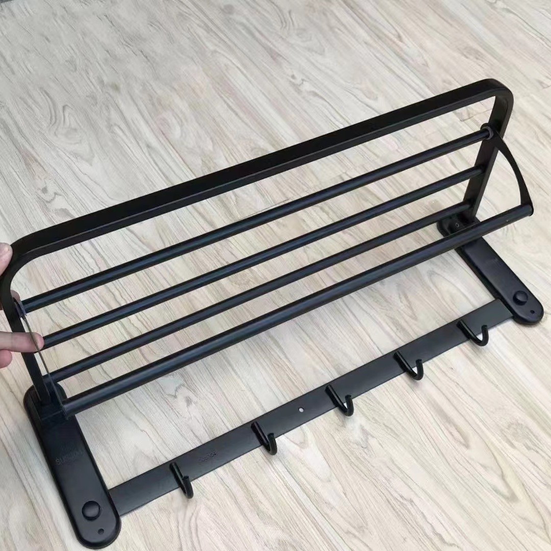 Perforación-libre 304 Acero inoxidable plegable móvil toalla rack Hotel toalla rack nuevo D-tipo de almacenamiento de pared cepillado brillante