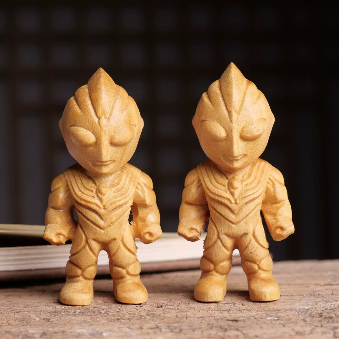 黄金檀超大迪迦奥特曼桌面摆件儿童礼物工艺装饰品手把件男士文玩