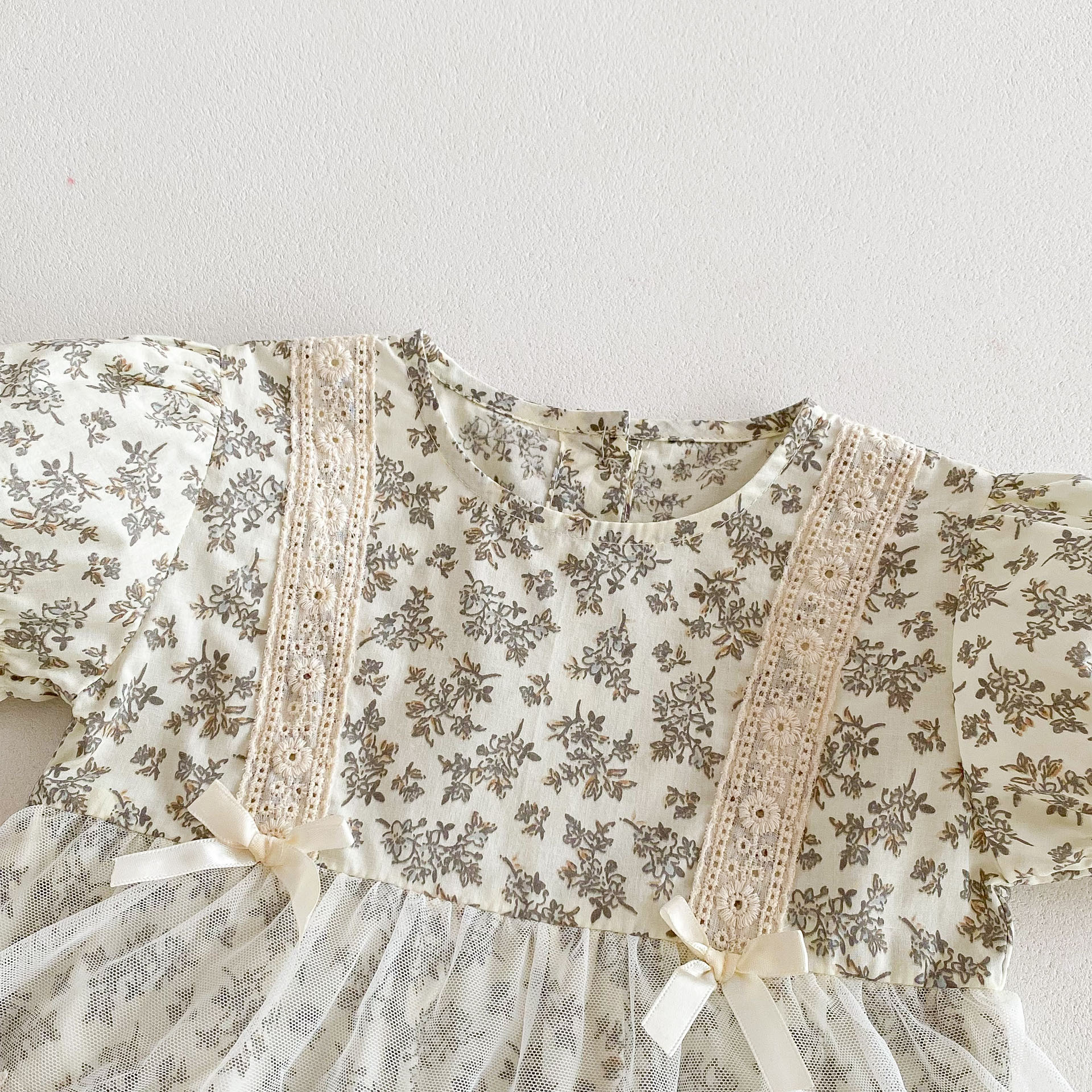 132g Weight Romper Children's Clothing Type Cotton, Lace Fabric Type Bodysuits Tops Type Baby(0-2Years) Age Group Regular Fit Fit Type Bag, Flower Pattern Summer Season Women's, Baby Girl'S Gender Elegant Style Elegant Bag Flower Cotton Lace Baby Rompers 9