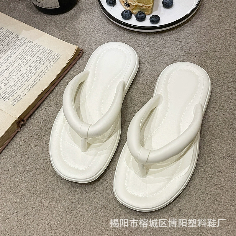 Summer flip flops, universal beach slippers, simple and elegant design