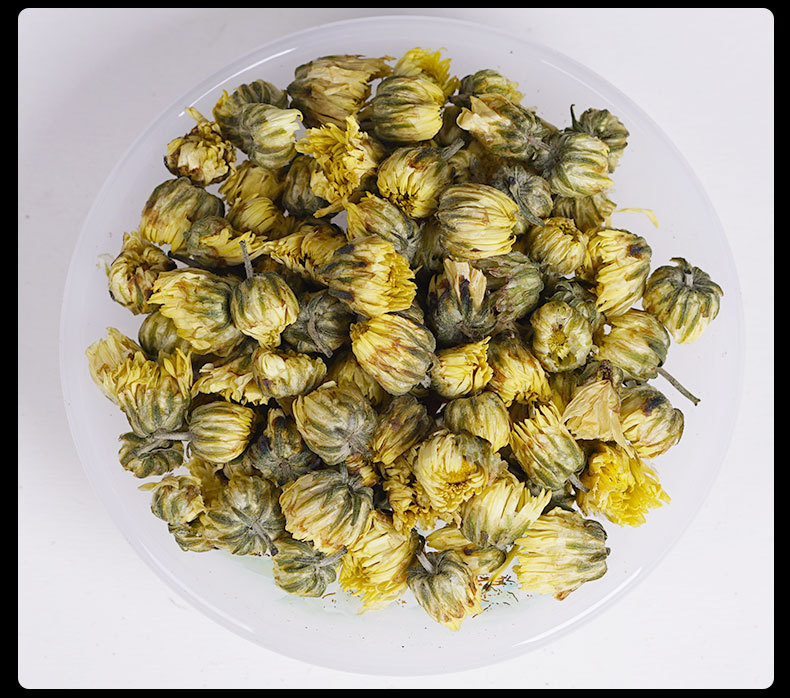 Tai Ju Chrysanthemum Buds (Chrysanthemum morifolium) — Tongxiang Dried Flower Tea, 500g in use