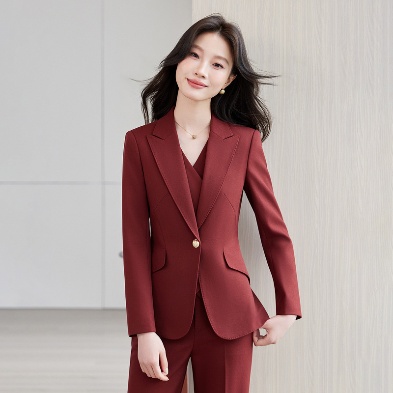 Elegant and professional women's three-piece suit with vest, suitable for workplace fashion, commuting, manager formal wear, and sales department uniforms