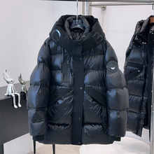 情侣款欧货羽绒服女短款2023年加厚白鸭绒连帽黑色亮面面包服