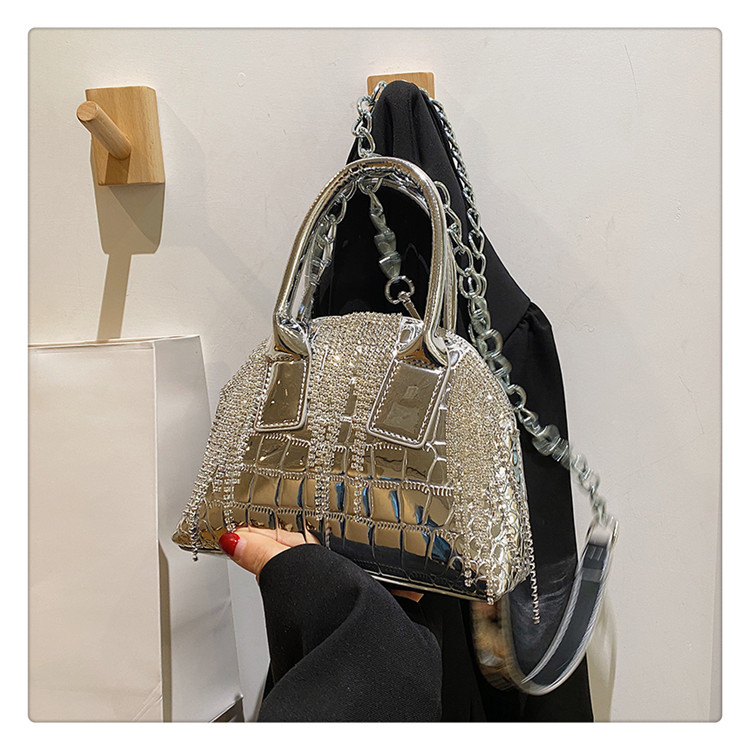 Women's Pu Leather Solid Color Streetwear Rhinestone Tassel Shell Zipper Dome Bag display picture 19