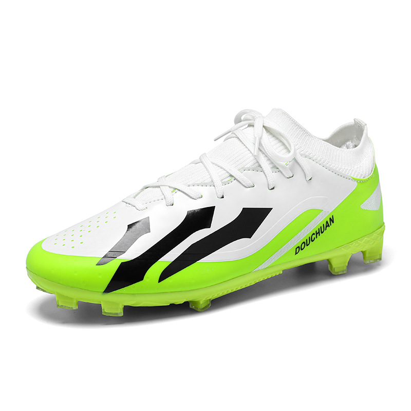 TaobaoChuan nueva Copa del Mundo de zapatos de fútbol de tejido volador para hombres zapatos de entrenamiento de estudiantes jóvenes zapatos de fútbol de clavos largos transfronterizos