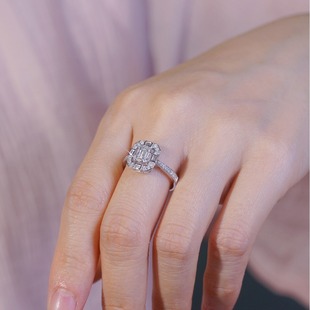 Live Broadcast Popular 18K Real Gold Natural Real Diamond Elegant Pleated Skirt Women's Ring