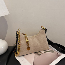 С��朗lţ��Ҹ�°���Ů2024�¿ʽ����������ٴ�μ�б�����