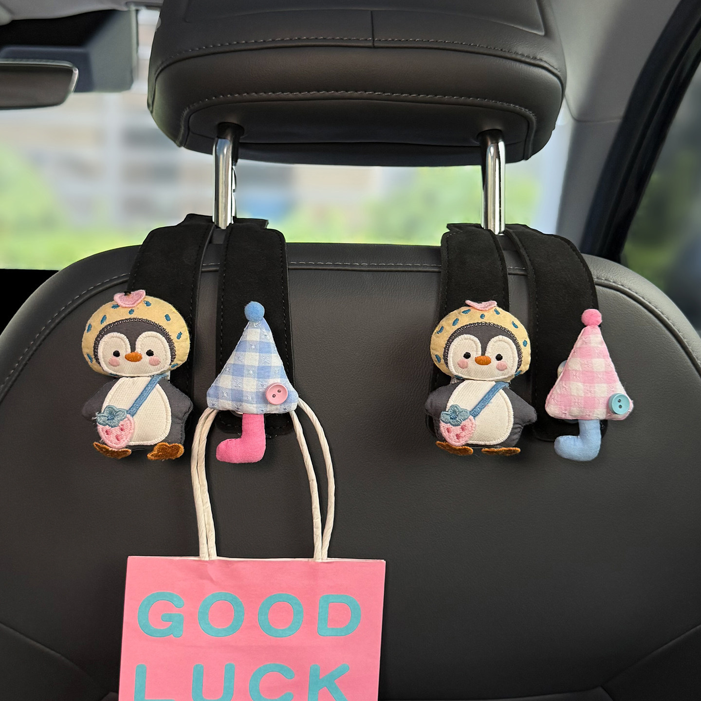 Cute penguin car hook, cartoon storage hook for car seat back, multi-functional organizer for front and rear seats, designed for women