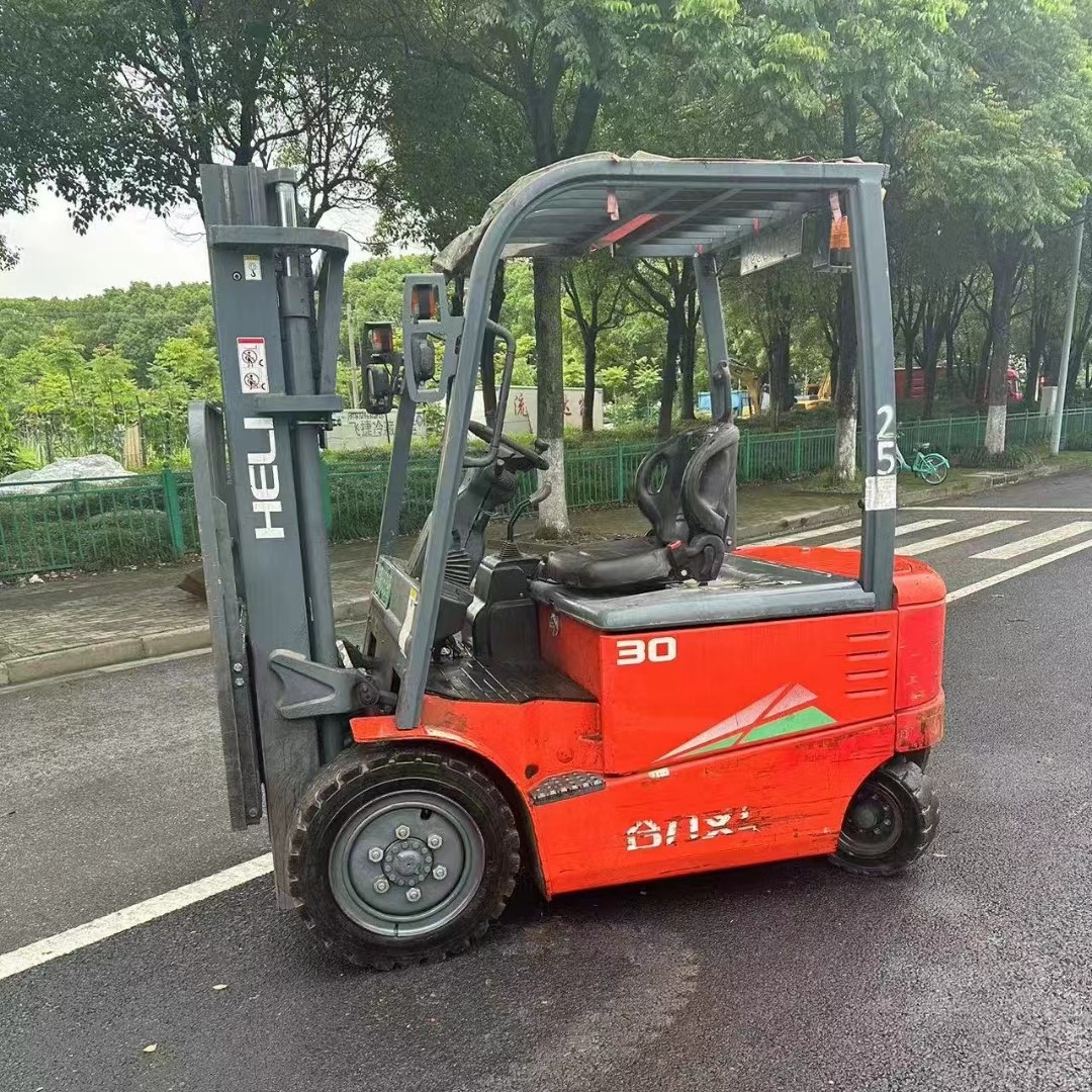 合力30蓄电池叉车，合力3吨电瓶叉车，合力3吨电动叉车，HELI叉车