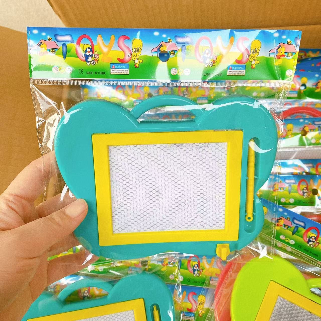 Juguetes para niños tablero de dibujo magnético puzzle educación temprana graffiti dibujo borrable tablero de escritura regalo 2 yuanes grandes almacenes al por mayor
