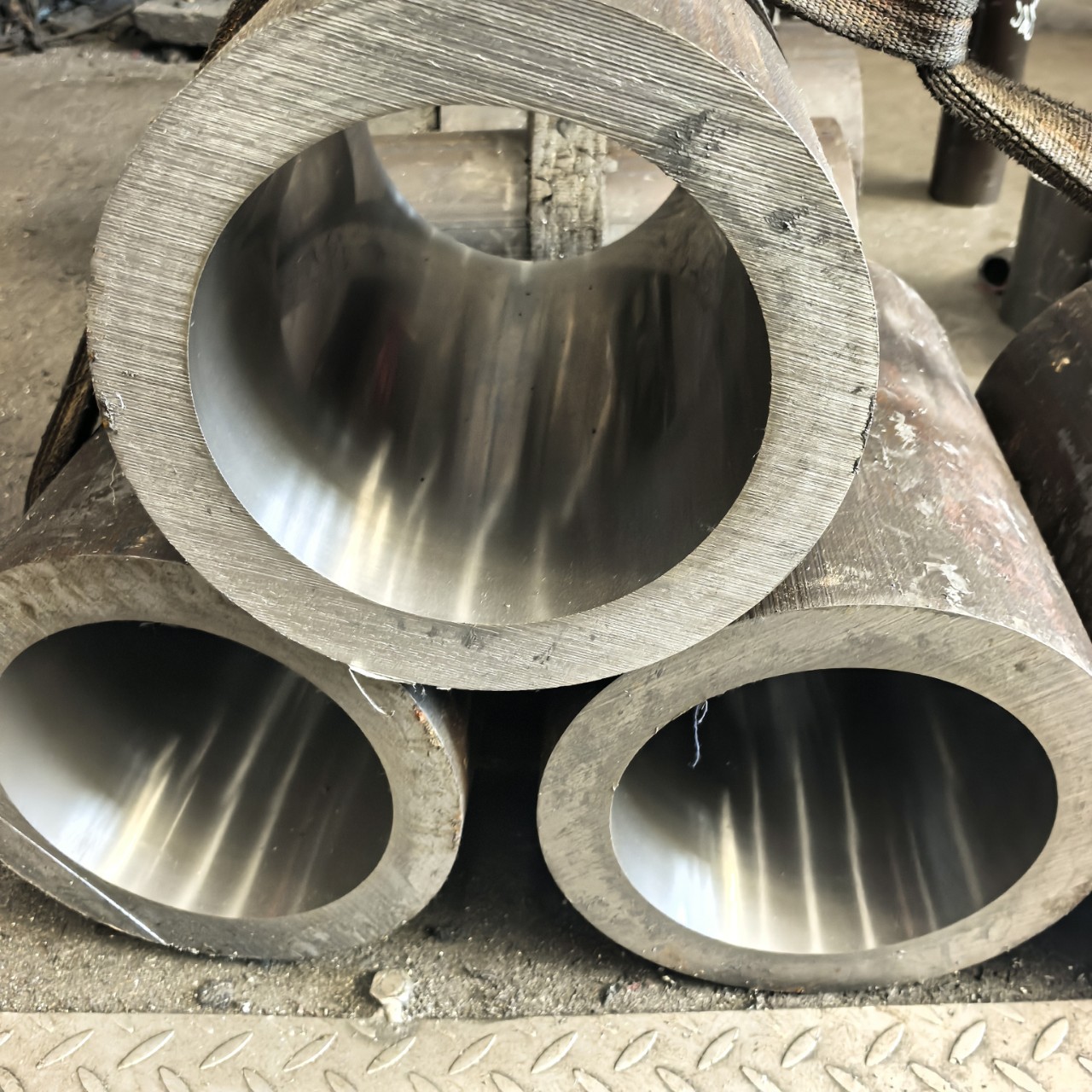 厂家直销  40cr精密无缝钢管绗磨管 液压缸桶 油缸缸桶量大从优