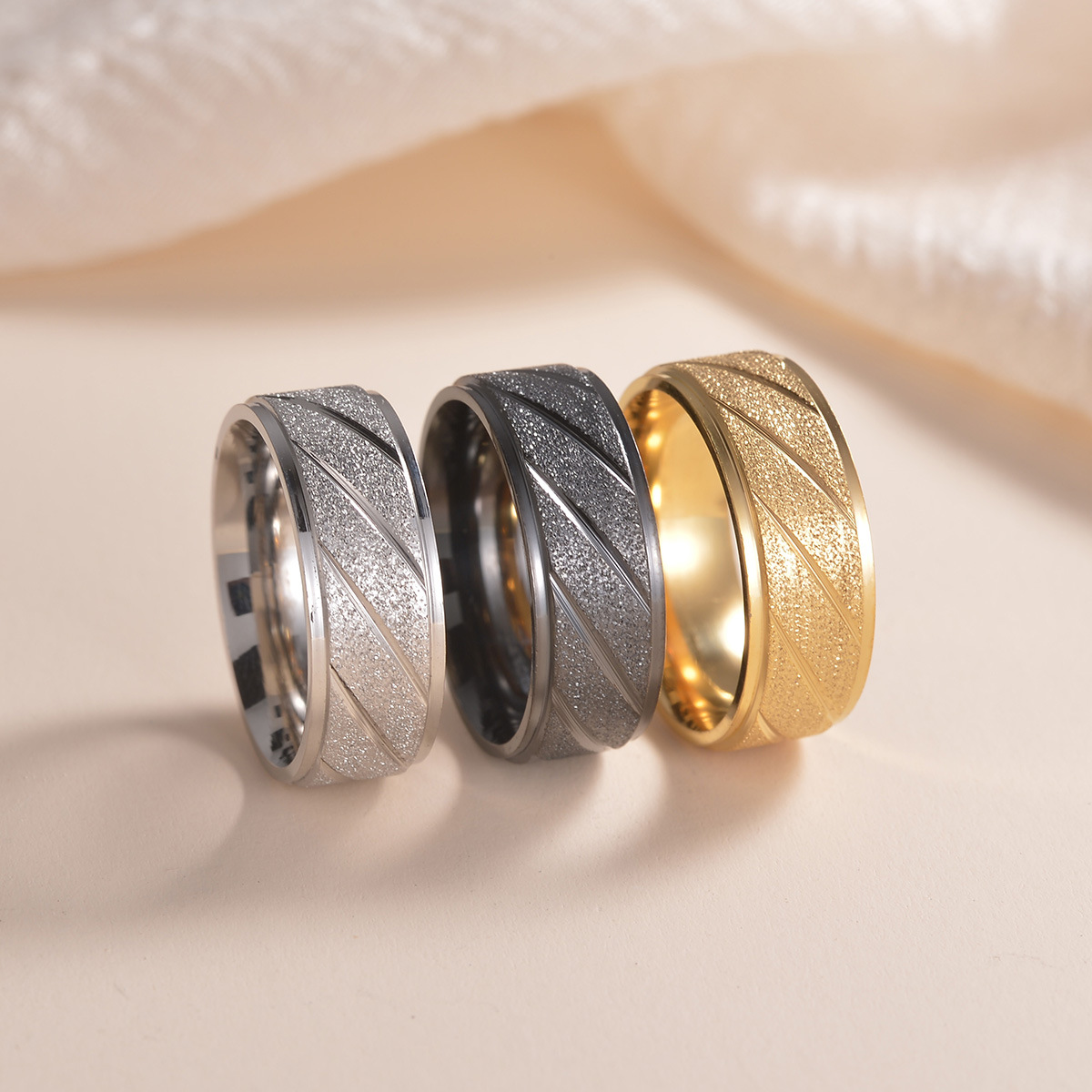12g Weight Vacuum Plating Gold Plating Process Streetwear Geometric Solid Color 201 Stainless Steel Plating Gold Plated Unisex Rings