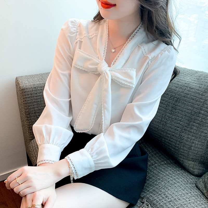 Niche Design Sense Lace White Shirt Women's 2023 Autumn New Elegant Elegant Puff Sleeve All-match Top