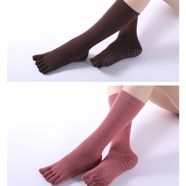 Autumn And Winter New Cross-border Long Tube Yoga Socks Five Finger Socks Professional Warm Calf Socks Sports Pilates Socks_voghion.com