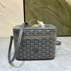 新款小众狗牙时尚手提洗漱女包大容量旅行欧美风手拿化妆包